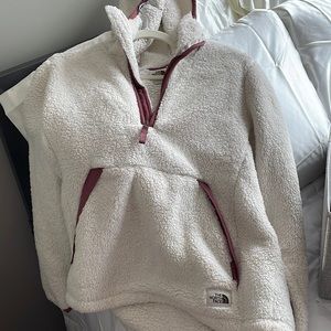 North Face Fleece Quarter Zip